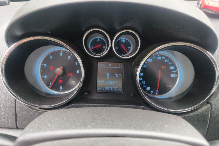 Used CHANGAN CS35 2015 1.6L Manual Luxury Model China IV Standard Instrument Cluster