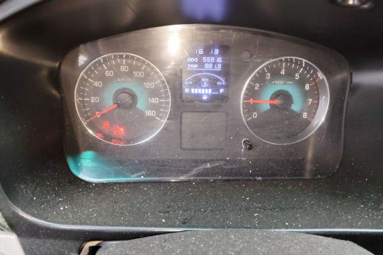 Used Jinbei New Hiace X30L 2018 1.5L Box Truck Wealth Edition DLCG14