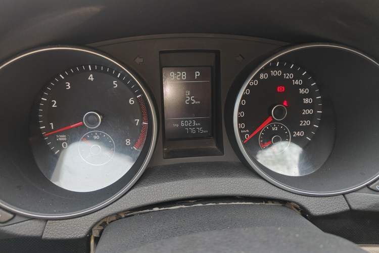 Used Volkswagen Golf 2011 1.4 TSI Automatic Comfort Model
