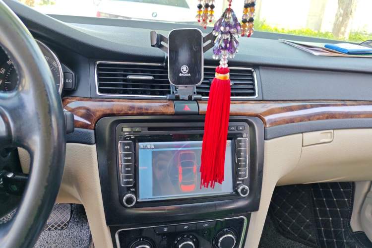 Used Skoda Superb 2012 1.8TSI Automatic Elegant Edition
