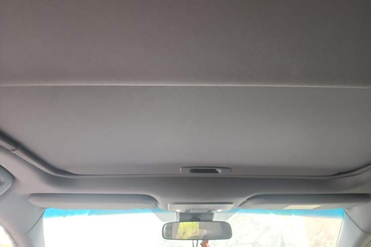 Used Toyota Avalon 2019 2.0L XLE Premium Edition China VI