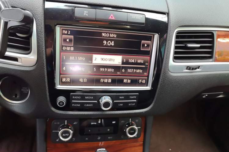 Used Volkswagen Touareg 2011 3.0 TSI High-End Version
