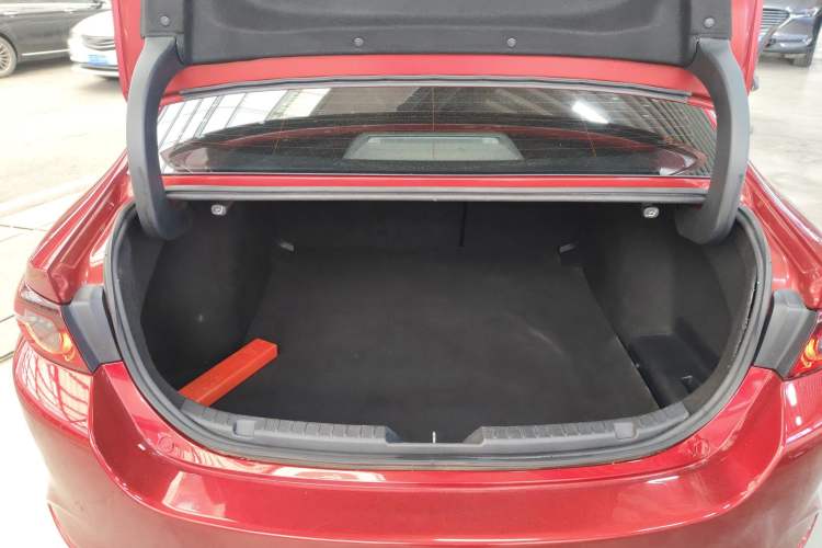 Used Mazda 3 Axela 2021 2.0L Automatic Zhiya Edition Trunk