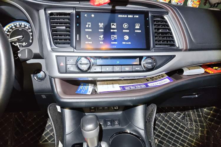 Used Toyota Highlander 2018 2.0T Four-Wheel Drive Prestige Version 7 Seats China VI Standard