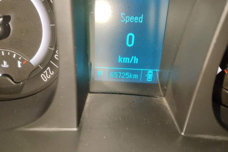 Used Buick GL8 2018 28T Luxury Model China VI Standard