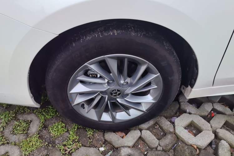 Used Venucia D60 2023 PLUS 1.6L XL CVT Yue Ling Edition
