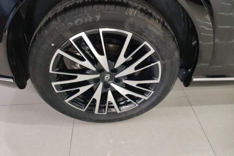 Used CHANGAN NEVO Q07 2025 215 Prestige Edition
