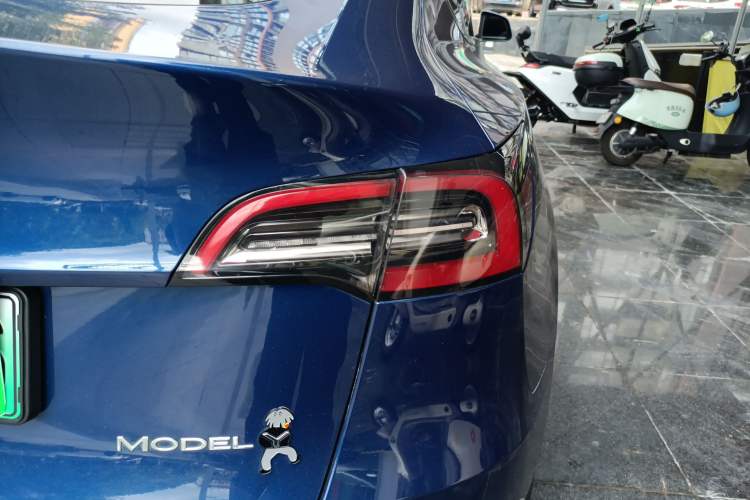 Used Tesla Model Y 2022 Rear-Wheel-Drive Version