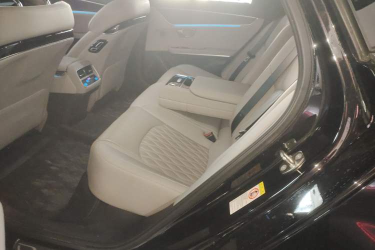 Used BYD Han 2025 DM-i Intelligent Driving Edition 125KM LiDAR Flagship Model Left Rear Seat