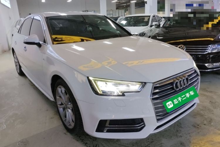 Used Audi A4L 2018 30th Anniversary Edition 40 TFSI Fashion Model
