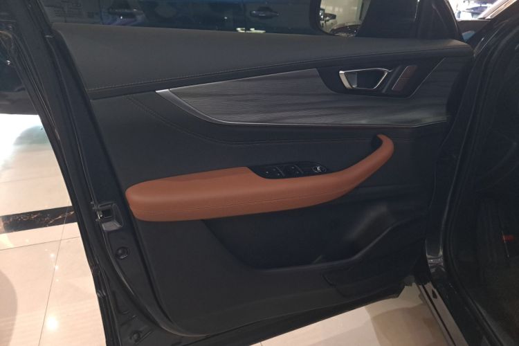 Used Chery Tiggo 8 PLUS 2022 290TGDI DCT Luxury Edition+