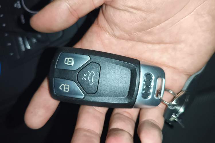 Used Audi A4L 2019 40 TFSI Ambition China VI