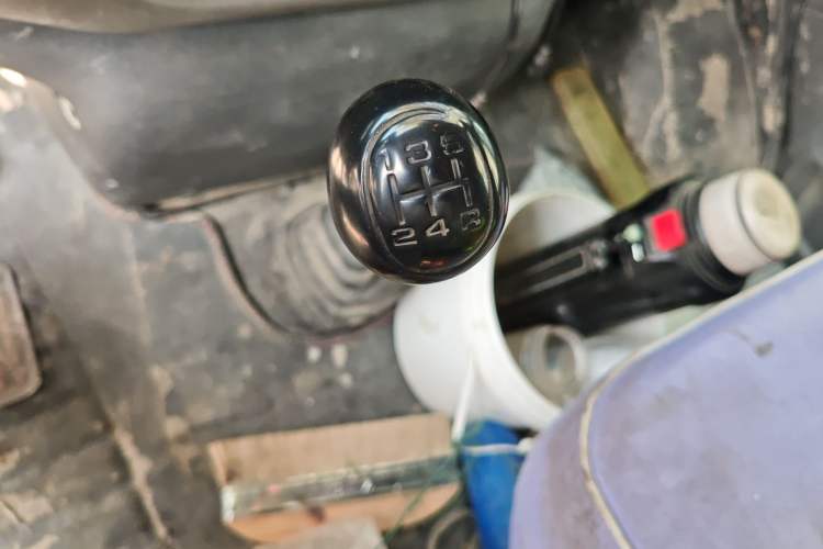 Used Ford Classic Transit 2015 2.8T Diesel Multi-Function Vehicle Short Wheelbase 6-Seater Mid-Roof Edition JX493ZLQ4 Gear Lever