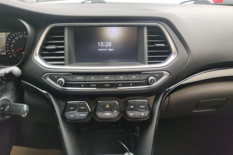 Used GAC Trumpchi GS4 2017 235T Manual Two-Wheel Drive Luxury Edition