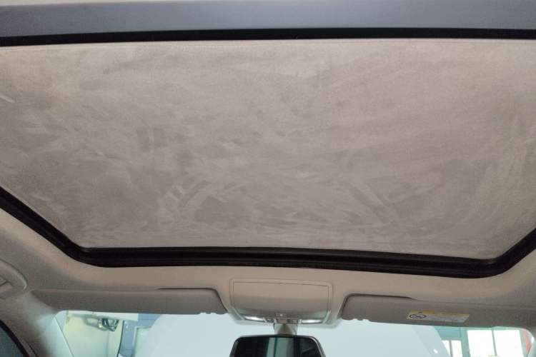 Used Volkswagen Touran 2018 Volkswagen Touran L 280TSI DSG Luxury Edition 7 Seats
