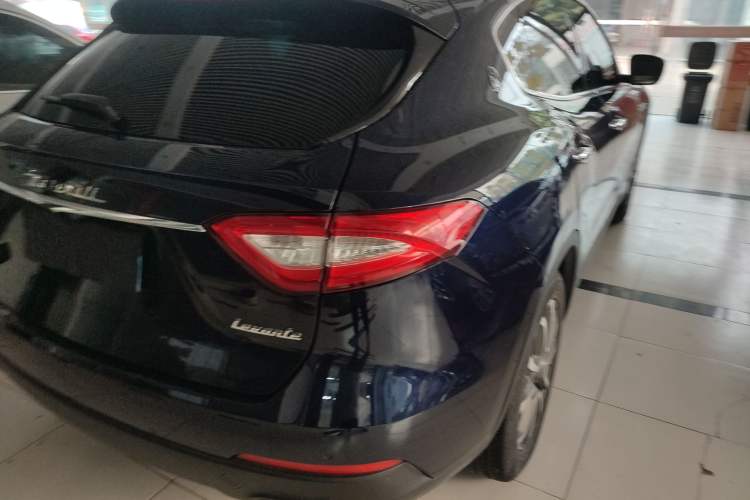 Used Maserati Levante 2016 3.0T Standard Edition Exterior 3