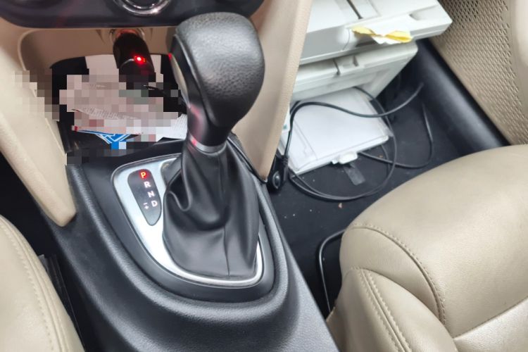 Used Fiat Viaggio 2012 1.4T Automatic Enjoyment Edition Gear Lever