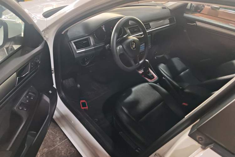 Used Volkswagen Bora 2018 1.5L Automatic Fashion Model