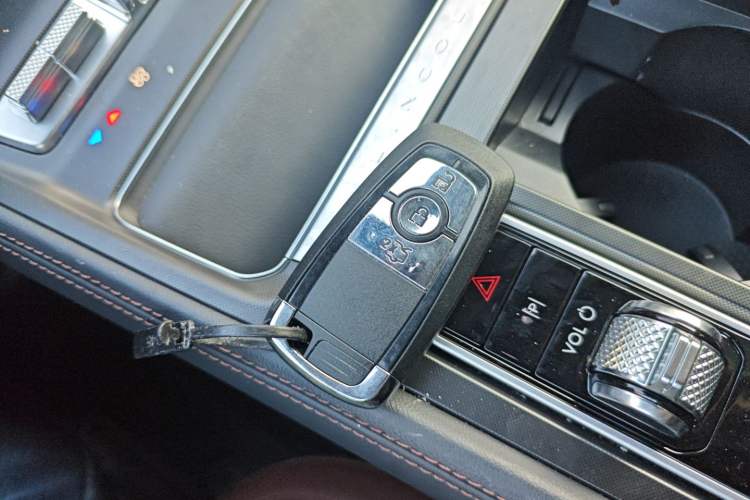 Used Lincoln Z 2025 2.0T Prestige Hybrid Edition