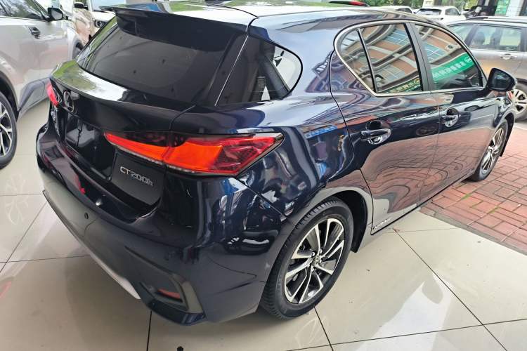 Used Lexus CT 2017 CT200h Elite Edition Monotone China VI
