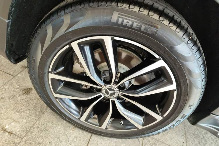 Used Mercedes-Benz GLC 2022 Facelift GLC 260 L 4MATIC Luxury Edition Exterior 2