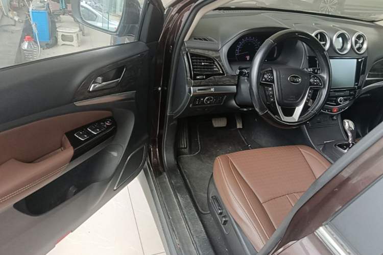 Used BYD S7 2016 2.0T Automatic Prestige Plus