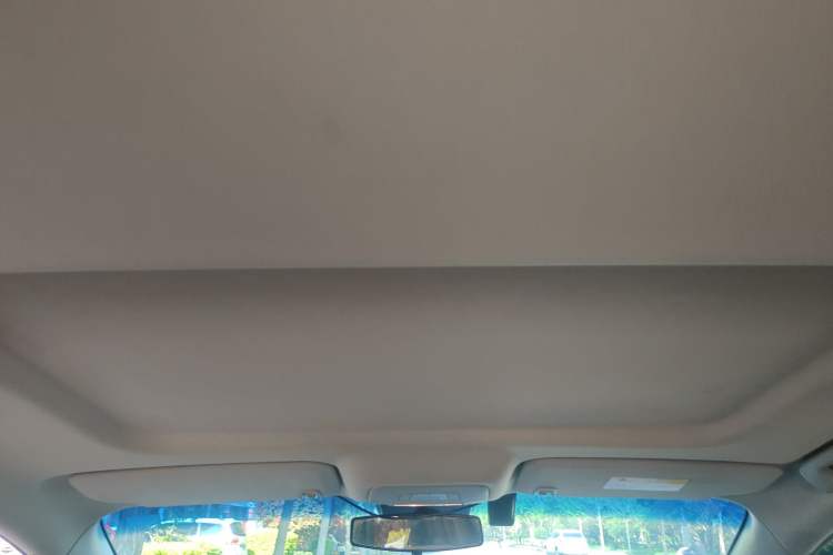 Used Buick GL8 2018 28T Comfort Model China VI Standard
