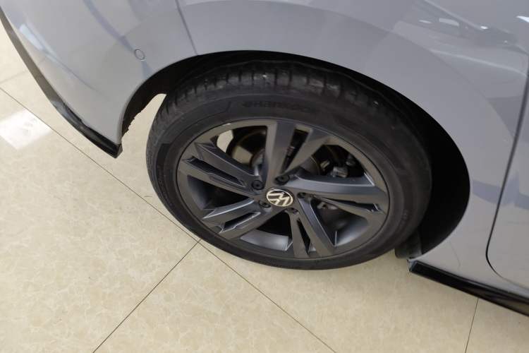 Used Volkswagen Golf 2023 280TSI DSG R-Line Lite