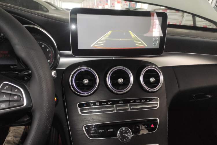 Used Mercedes-Benz C-Class 2015 C 200 L Sport Edition
