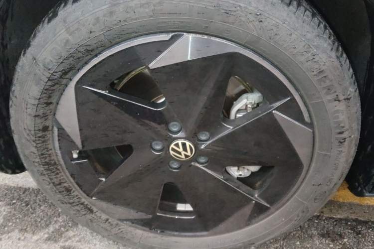 Used Volkswagen ID.UNYX 2024 Pro Long-Range Version