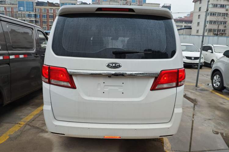 Used JAC Refine M4 2016 2.0L Manual Luxury Version