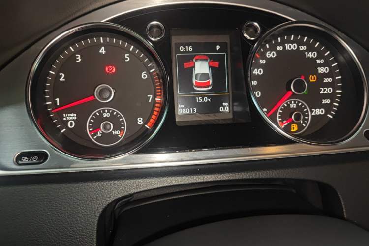 Used Volkswagen FAW-Volkswagen CC 2015 2.0 TSI Luxury Model
