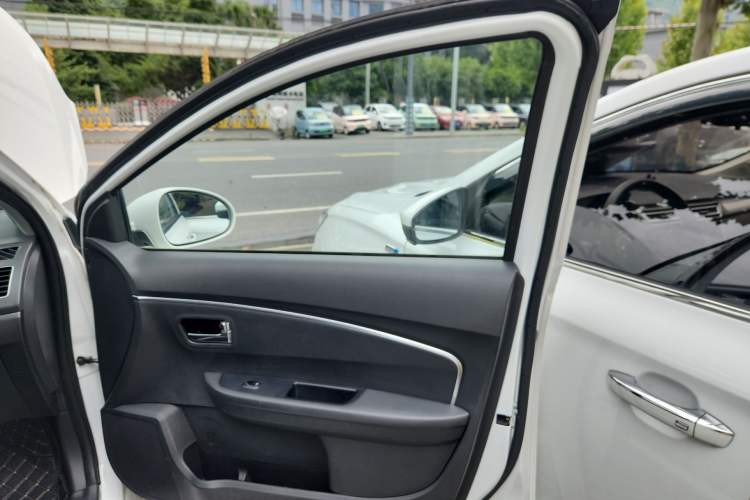 Used Cowin E3 2018 1.5L Automatic Luxury Version