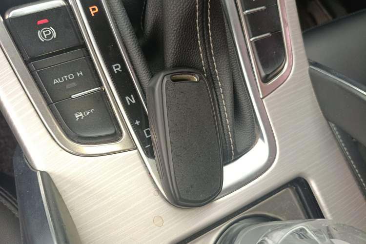 Used Geely Auto Emgrand X7 Sport 2018 1.8TD Automatic Two-Wheel Drive Zhiya Model