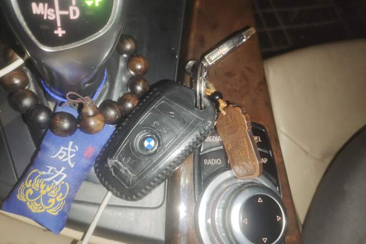 Used BMW 3 Series 2014 320Li Luxury Design Package