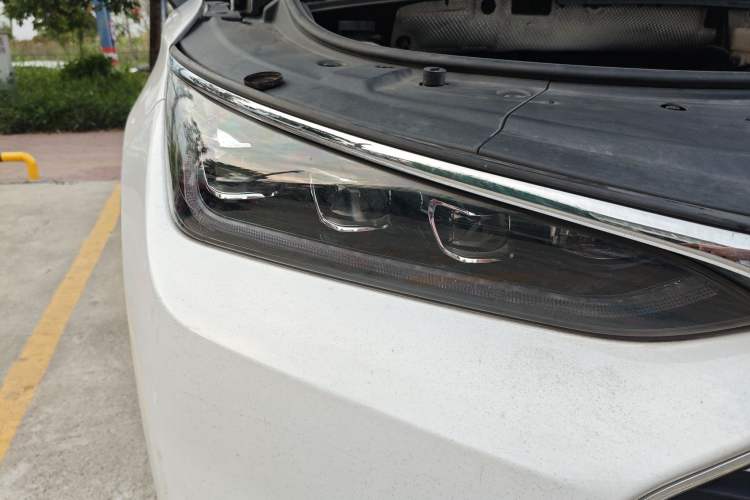 Used BYD Tang 2019 2.0T Automatic SmartConnect Prestige 5-Seater China VI Standard
