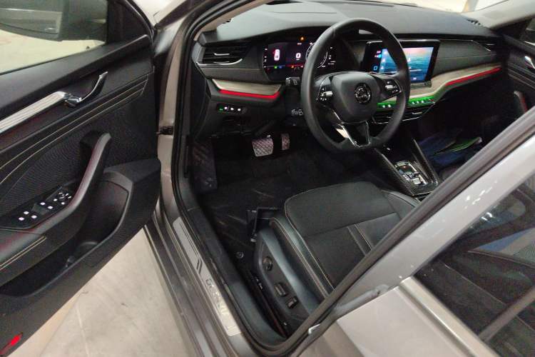 Used Skoda Octavia 2021 PRO TSI280 DSG Prestige Edition
