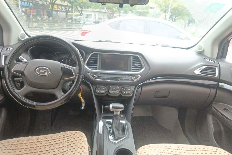 Used GAC Trumpchi GS4 2015 200T G-DCT Comfort Edition
