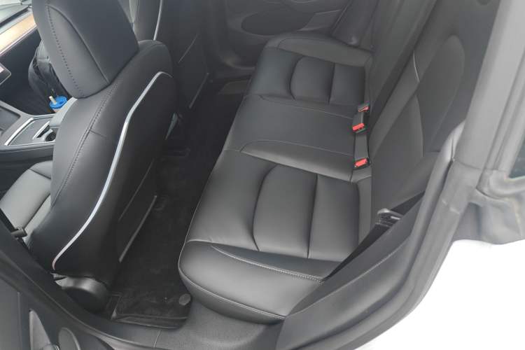 Used Tesla Model 3 2021 Standard Range Rear-Wheel Drive Upgraded Version 3D6 Left Rear Seat