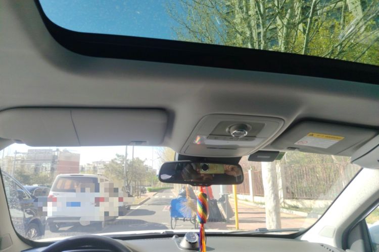 Used Roewe RX5 New Energy 2017 ERX5 EV400 Electric Internet Supreme Edition
