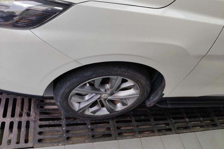 Used Venucia T90 2020 2.0L CVT Smart Connect & Smooth Drive Edition Exterior 7