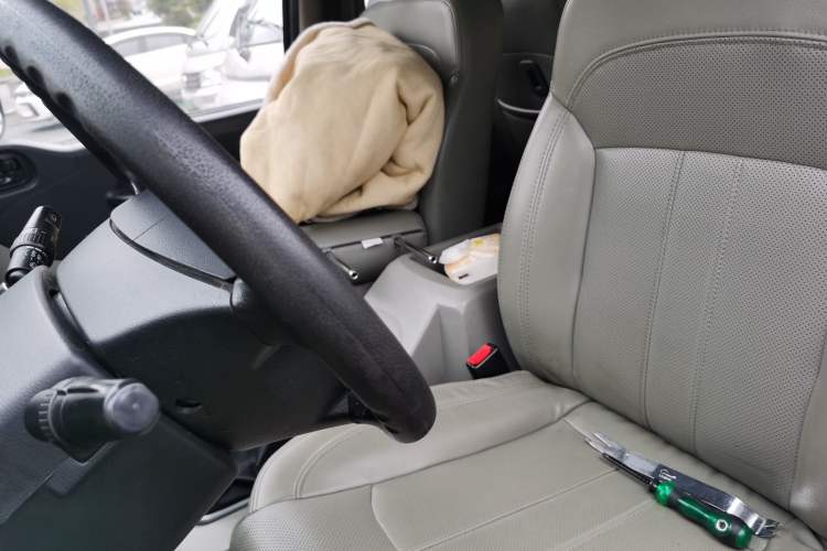 Used FORTHING Lingzhi 2016 M3 1.6L 7-Seater Luxury Model China V Standard