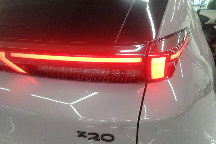 Used Lynk & Co Z20 2025 530 km Range Rear-Wheel Drive Pro
