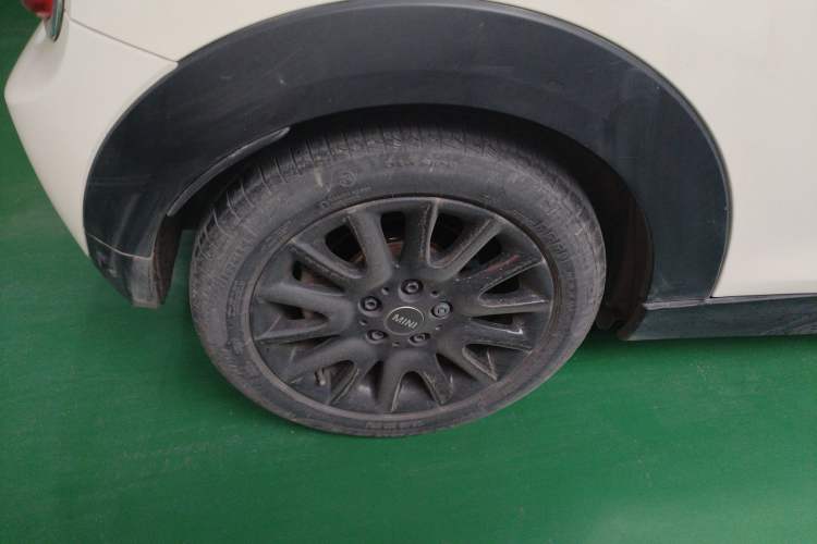 Used MINI 2016 1.5T COOPER Right Rear Wheel Hub