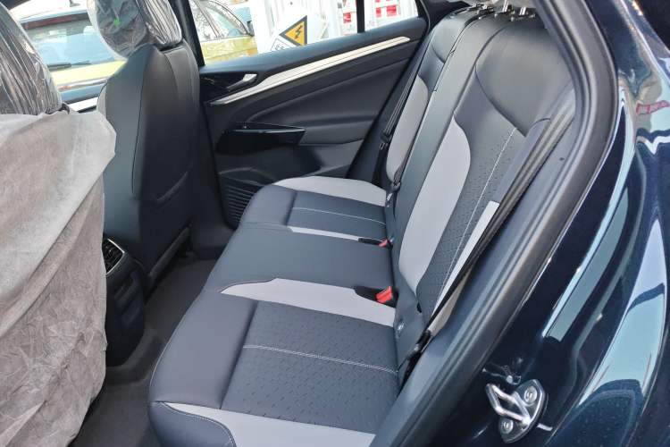 Used Volkswagen ID.4 CROZZ 2026 Model Pure Enjoyment Edition PURE