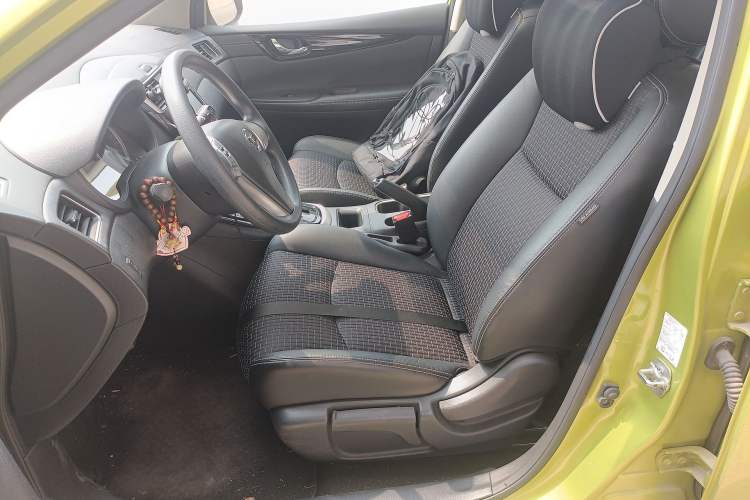 Used Nissan Tiida 2016 1.6L CVT Smart Drive Edition Left Front Seat