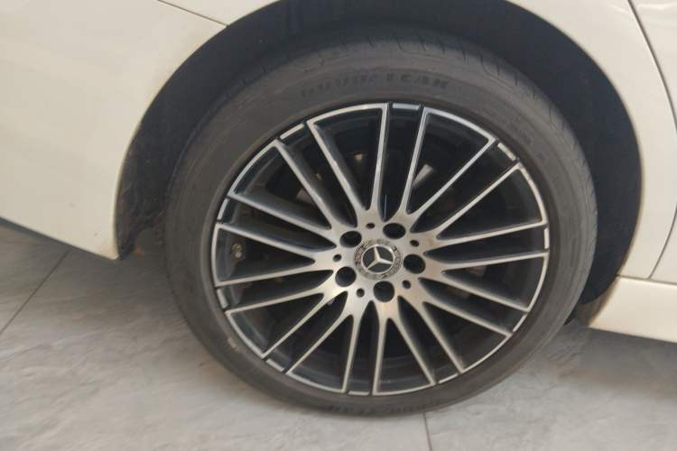 Used Mercedes-Benz C-Class 2023 Restyled C 260 L Sport Edition