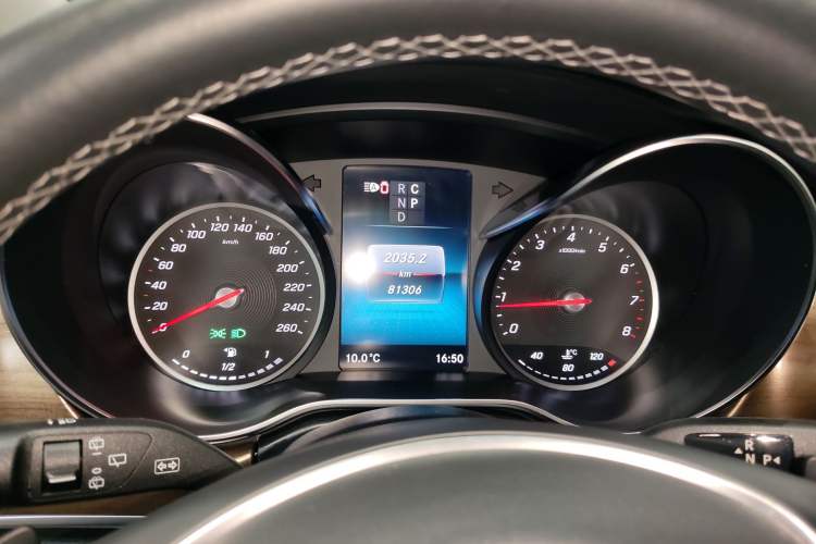 Used Mercedes-Benz V-Class 2021 V 260 Prestige Edition
