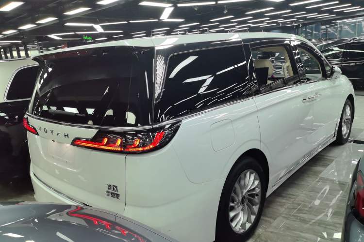 Used VOYAH Dream 2022 Low-Carbon Edition Plus Intelligent Driving Package