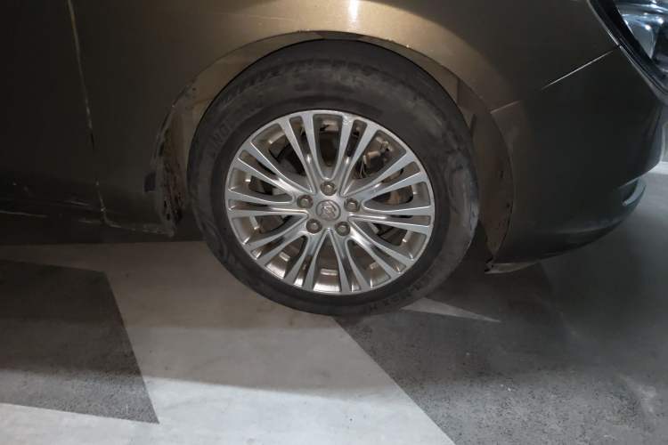 Used Buick GT 2015 15N Automatic Elite Version
